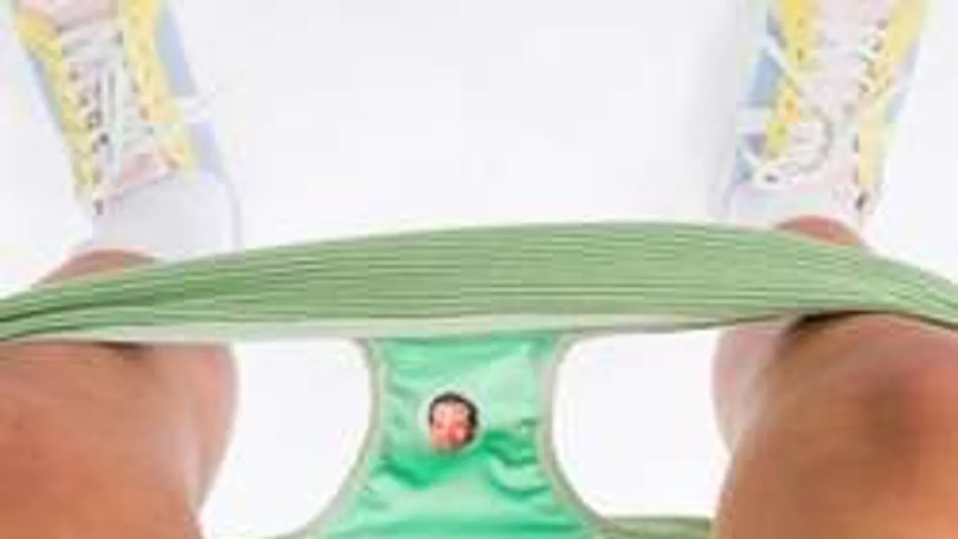 Politikusok a bugyiban:Már kapható minden idők legdurvább fehérneműje!