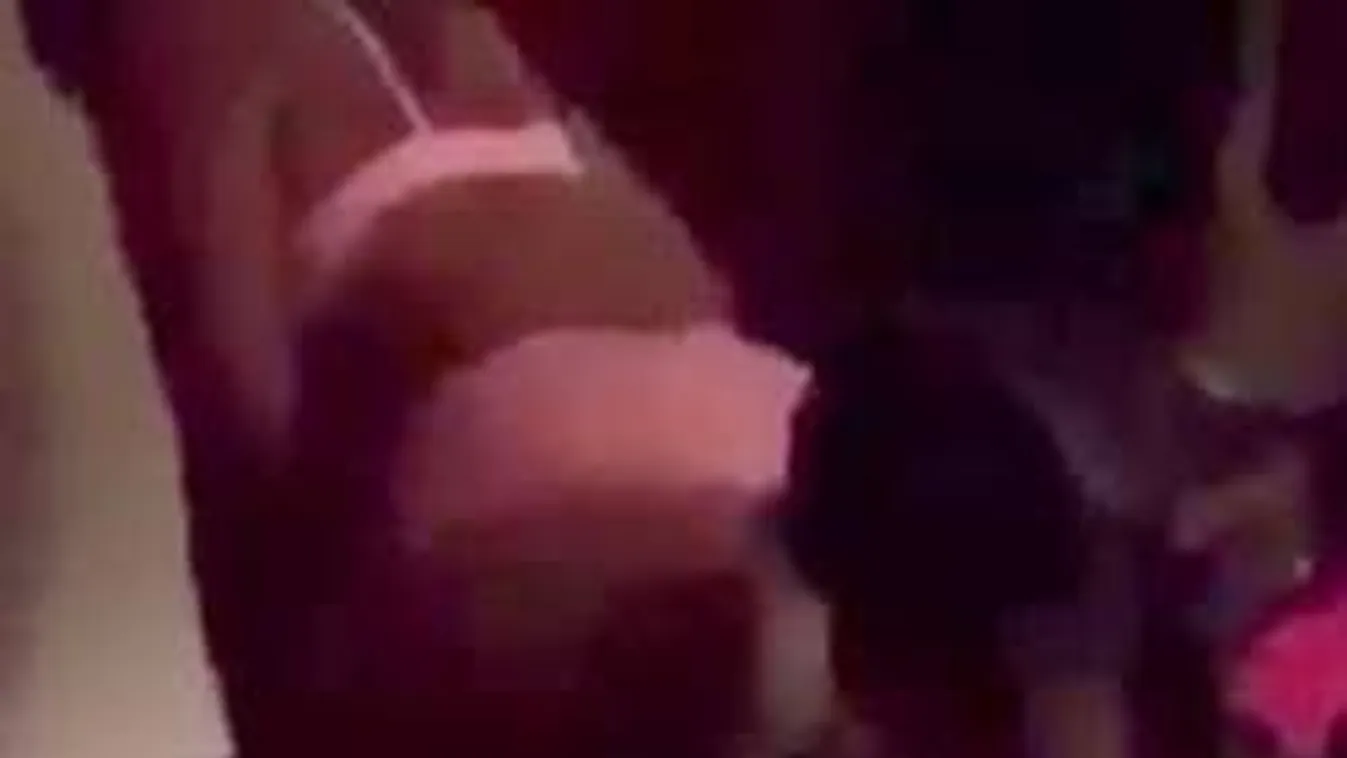 Sztriptíztáncosnőt ajándékozott 8 éves fia szülinapjára az anyuka!