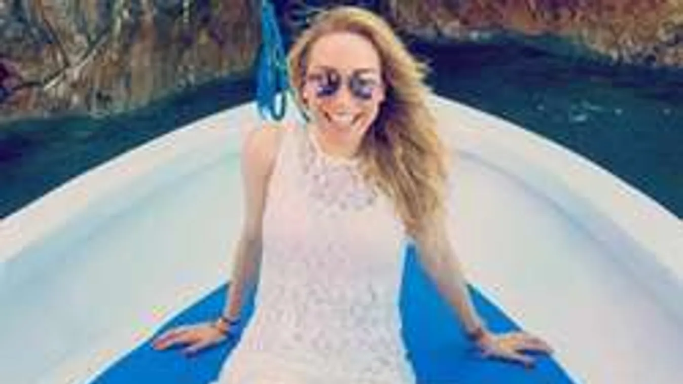 Dögös mexikói pilótalány Ronaldo új kedvese?