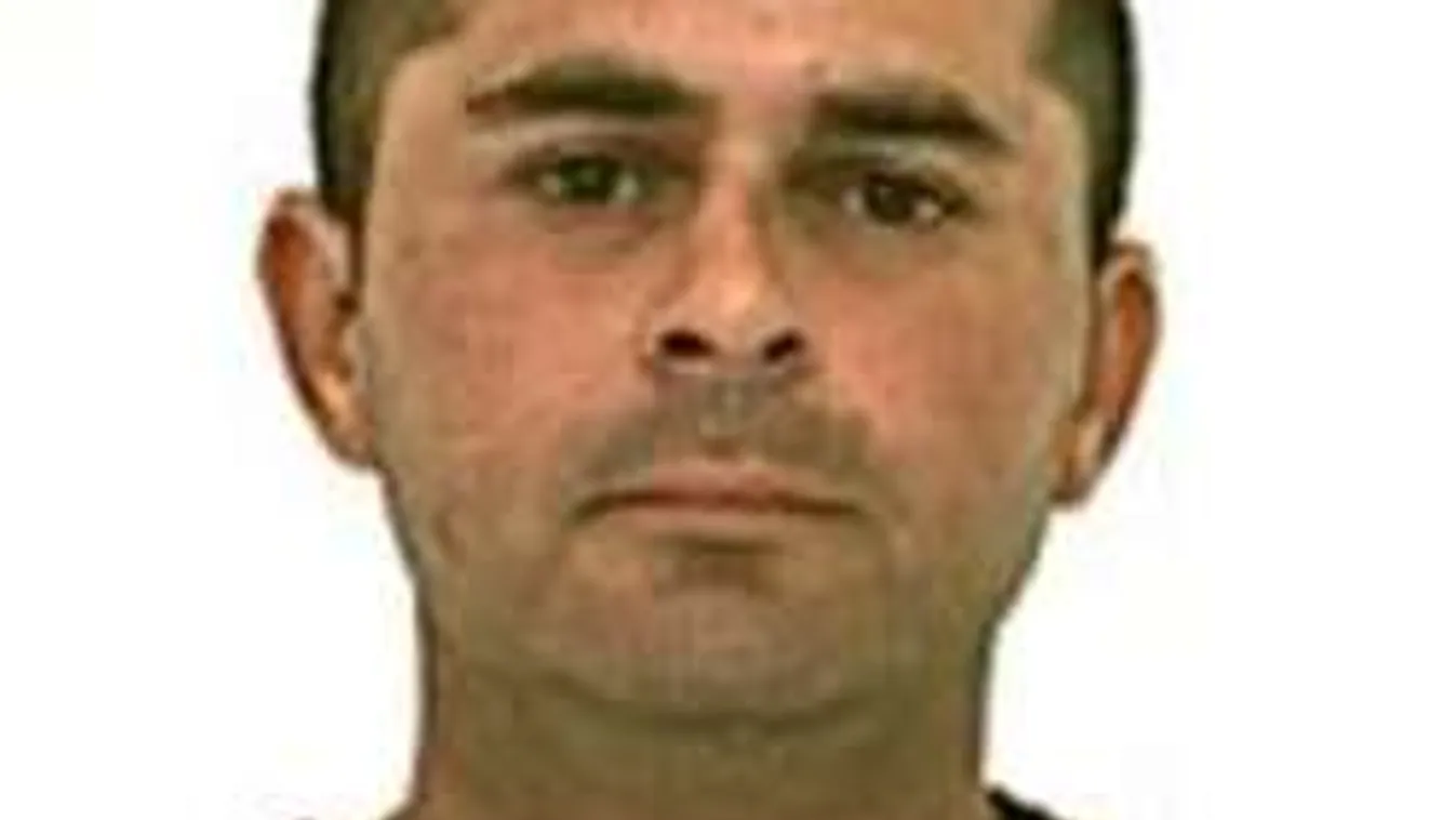 Fotóval keresik a nevelt fiát megkéselő férfit!