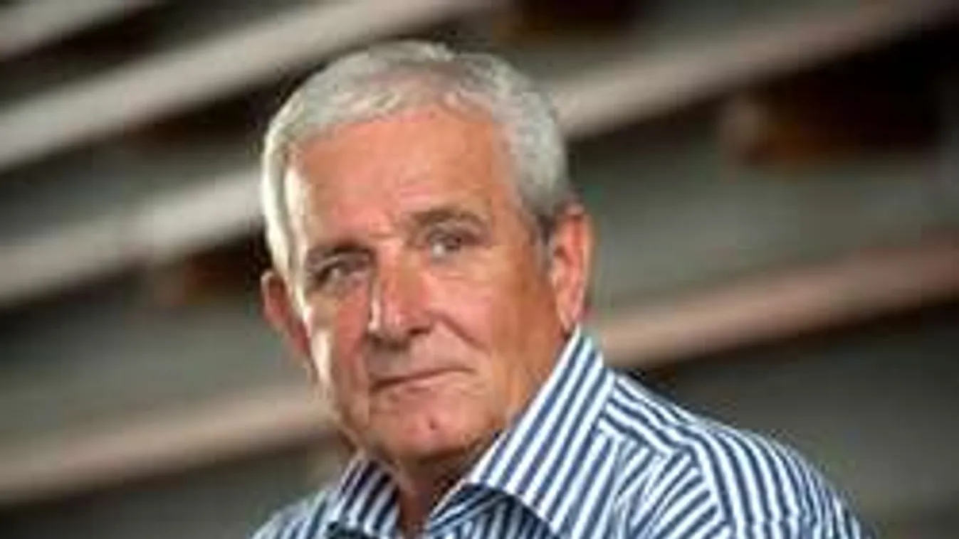 Dagad a botrány: más törölte a Kiss Lászlót védelmező Aczél oldalát!