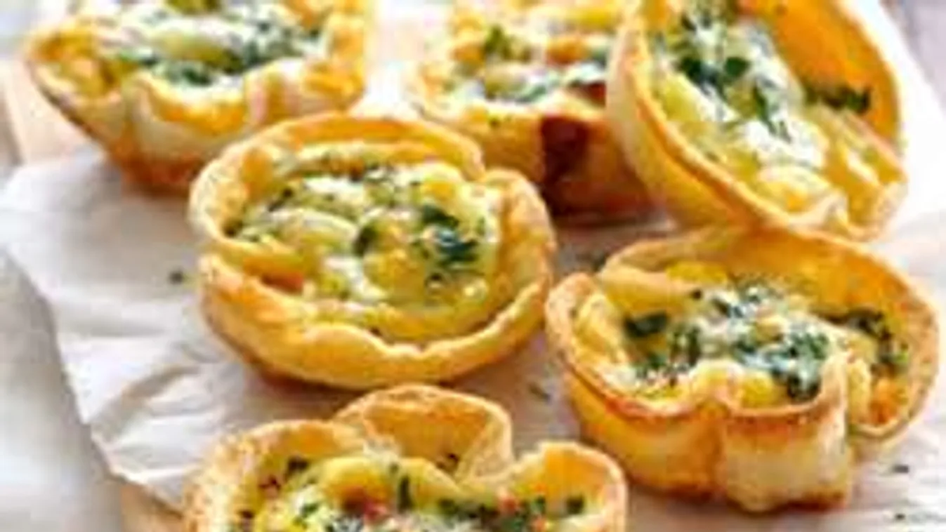 Egyfalatos gyors reggeli: így készíts tojásos kenyérkosárkát