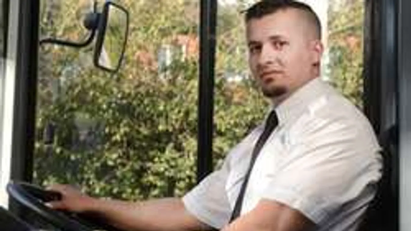 Megszállott brit nő tette pokollá a magyar buszvezető életét