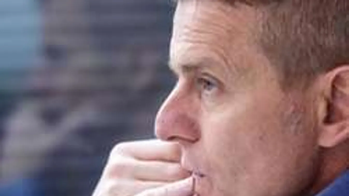 Bünteti a sors Rékasi Károlyt