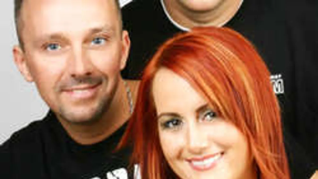 Ismét csúnya balesetet szenvedtek a magyar sztáregyüttes tagjai!