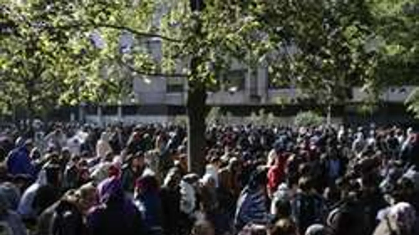 A migránsok miatt Magyarországra kényszerülnek a németek