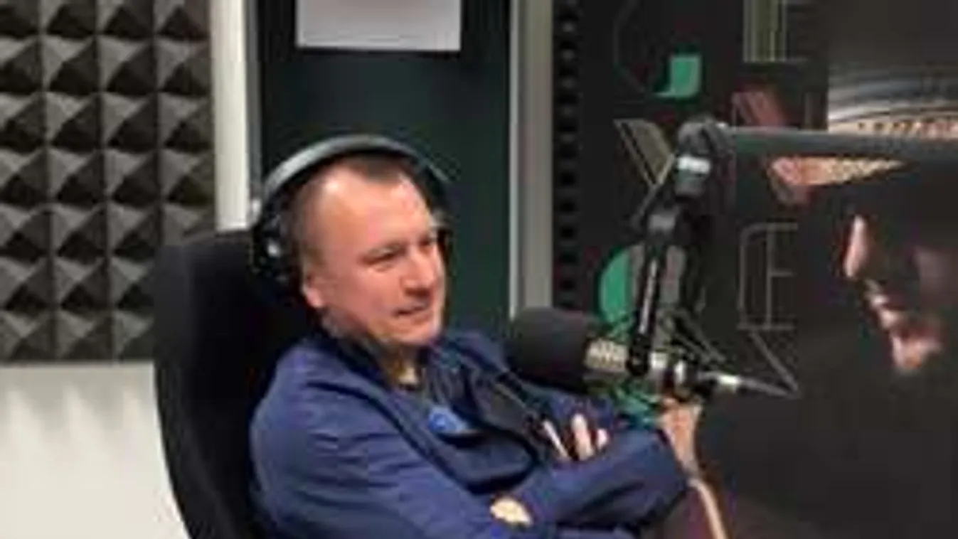Élő adásban reagált kirúgása hírére Szujó Zoltán