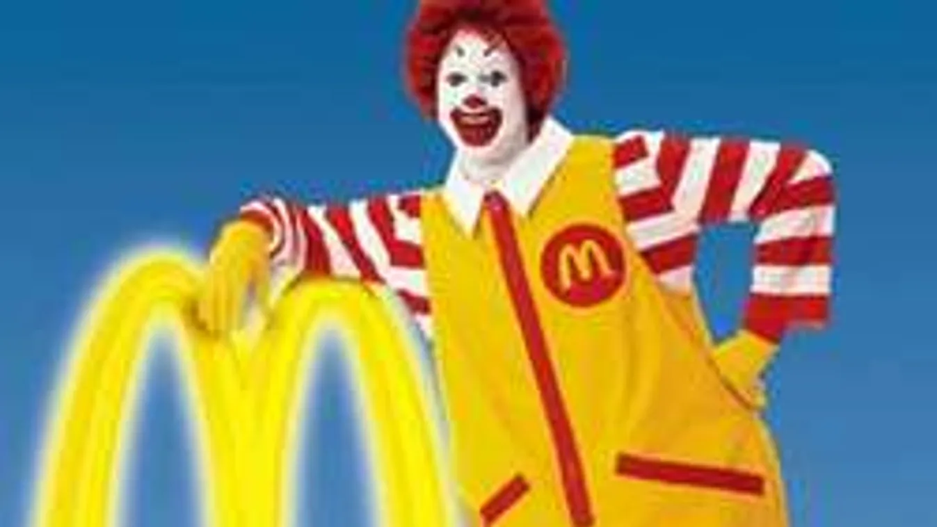 Elképesztő botrány: Összeverekedtek a dolgozók a McDonald&#39;sban! Videó