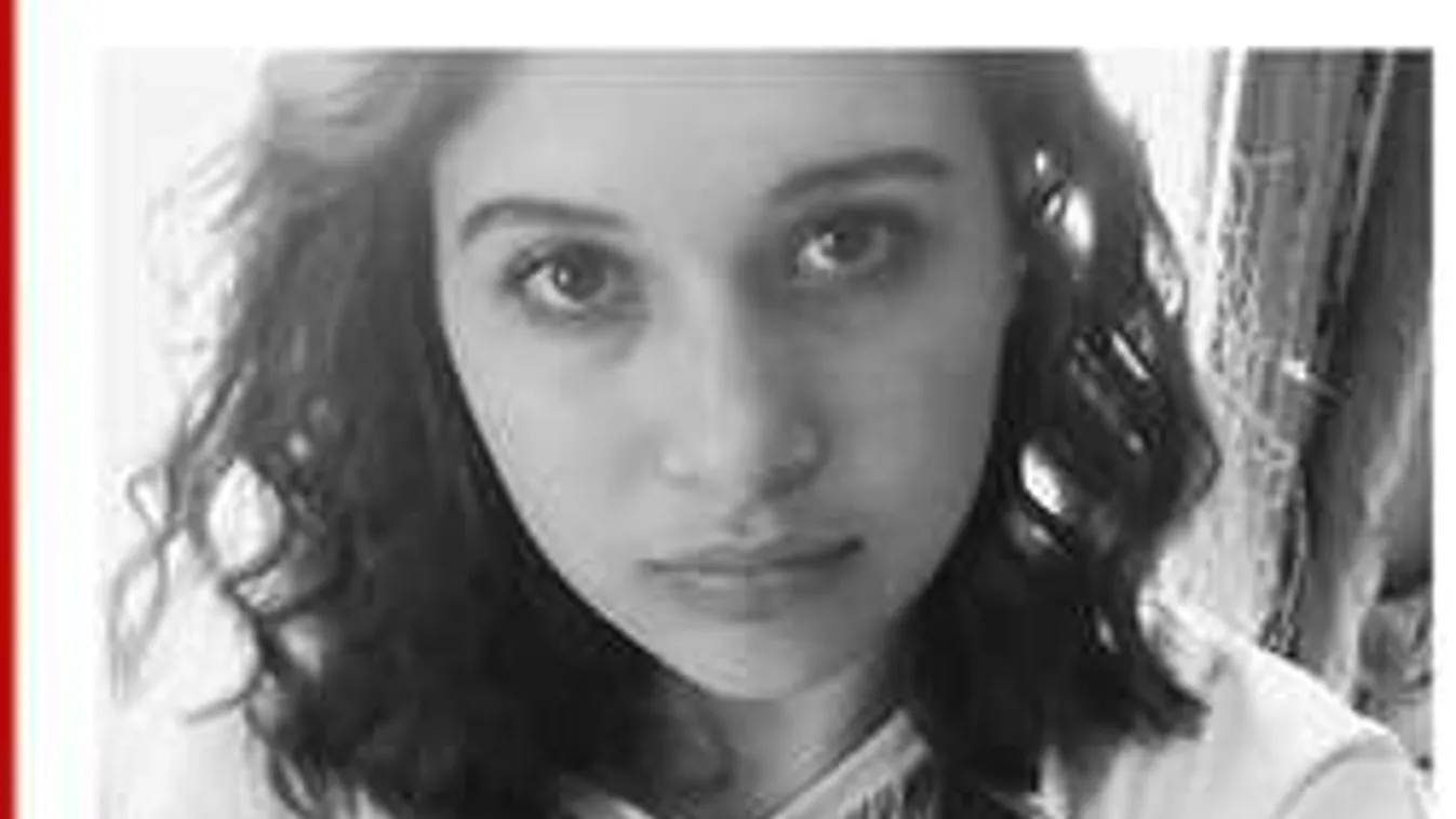 Egy 13 éves kislánynak veszett nyoma Pest megyében! - Fotó