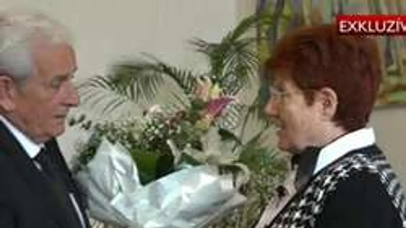 Pólósokkal zsarolta az úszólányt Kiss László