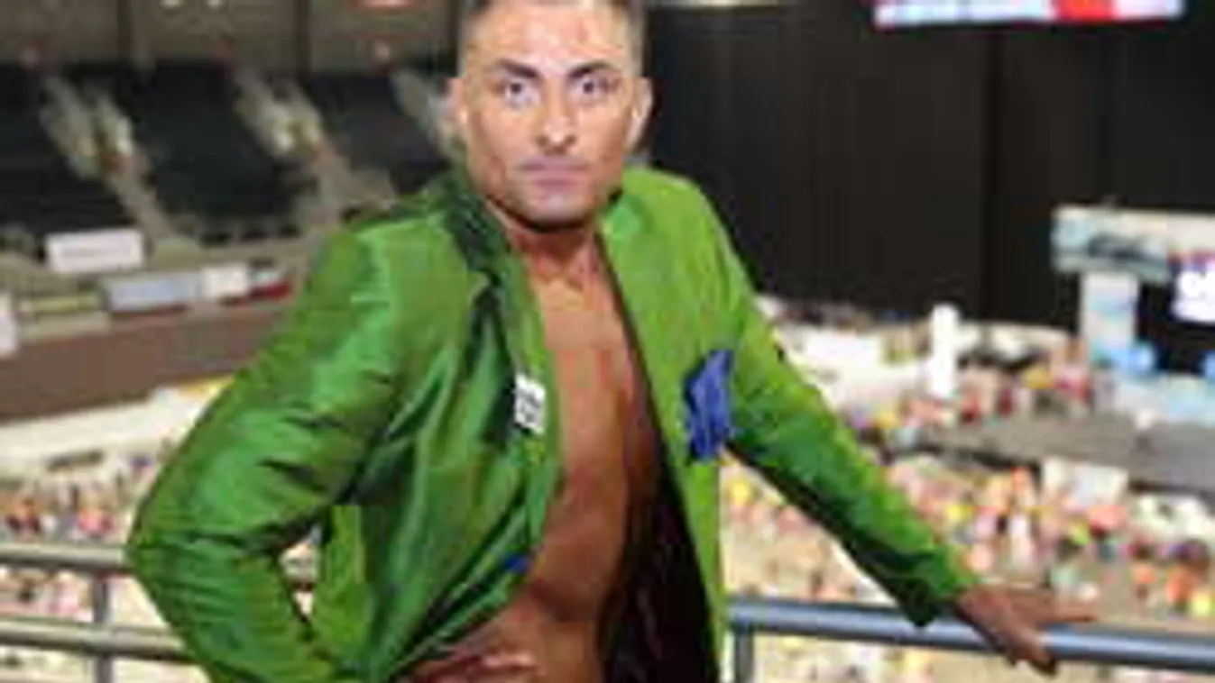 Így feszít Gáspár Győző első fitneszversenyén!