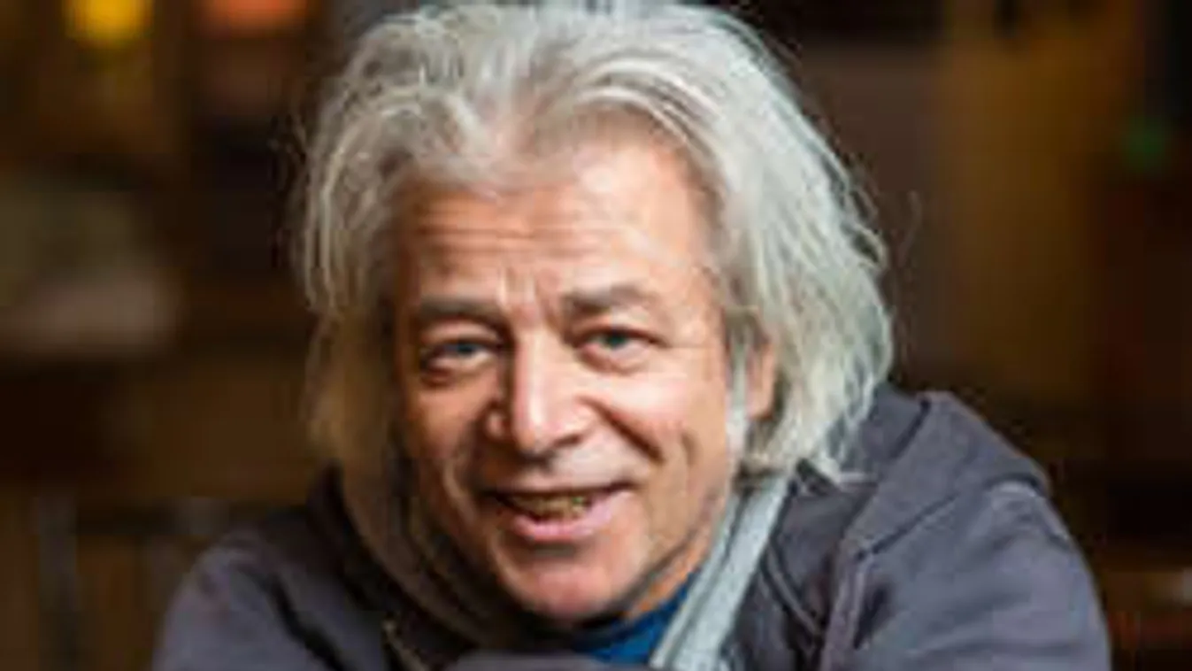 Van remény?Erejét összeszedve fellépett a nagybeteg Somló Tamás! Fotó!