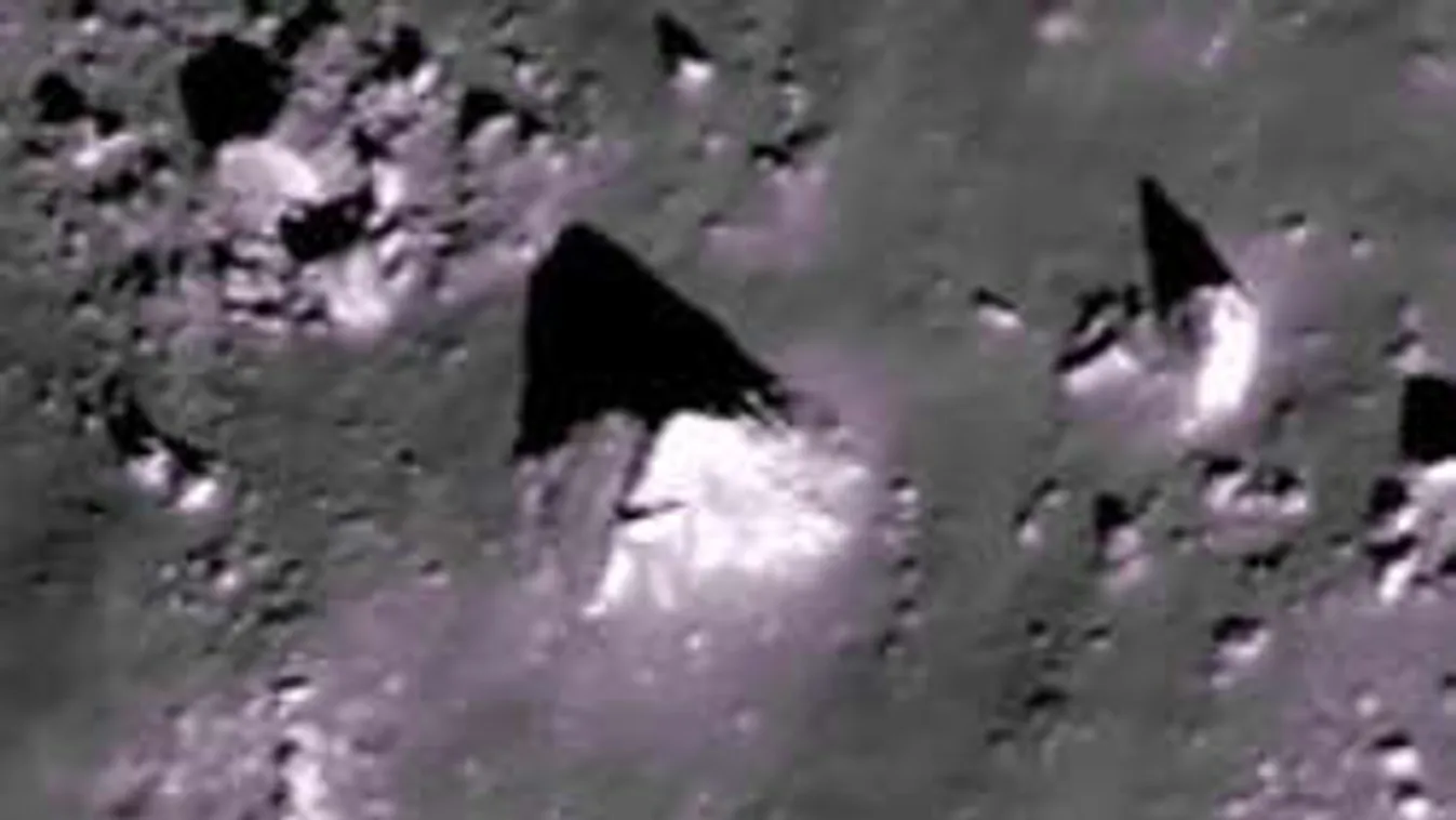 Elképesztő: szabályos piramist fedeztek fel a Holdon!