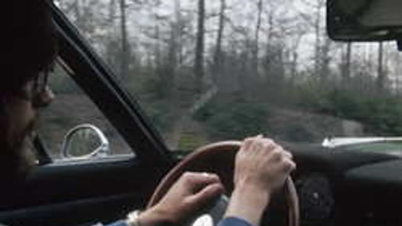 Ezt árulja el rólad, hogy hogyan fogod a kormányt!