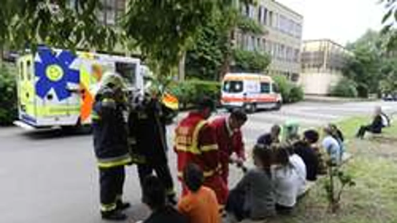 16 gyermeket kellett kórházba szállítani a fővárosban! -FOTÓ-