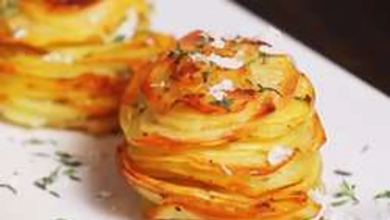 Ilyen egyszerűen kivirágzik a krumplirózsa a muffinsütődben