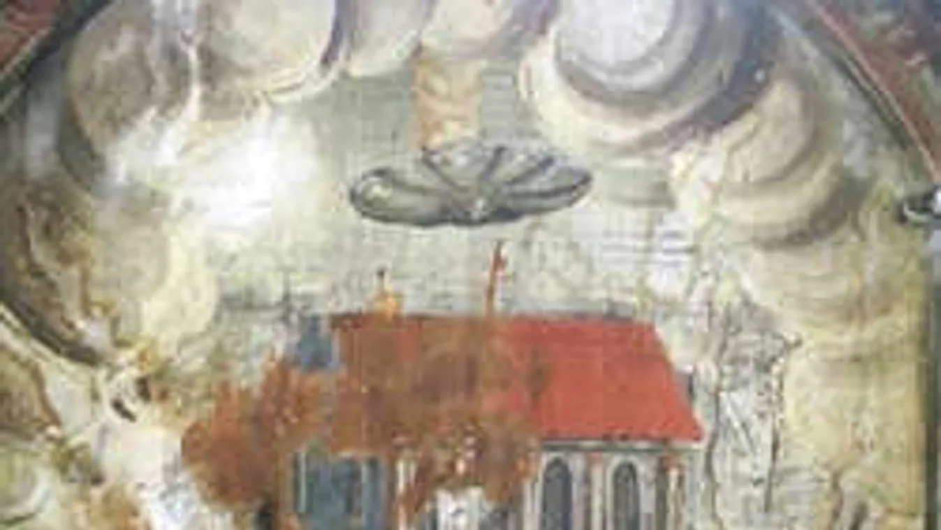 Elképesztő fotó: Hatalmas repülő csészealj egy középkori templom falán!