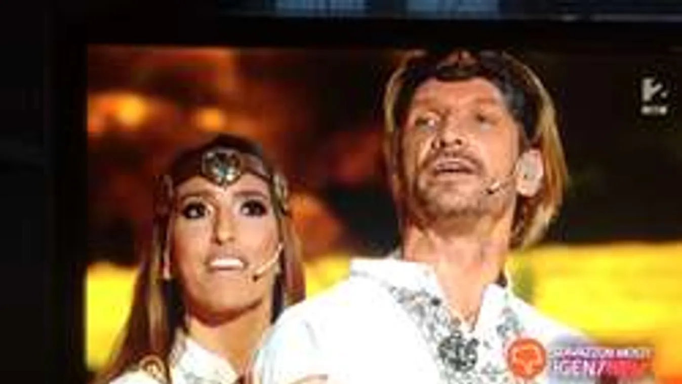 Rubint Réka elképesztő mutatványa: lóháton állva énekelt!