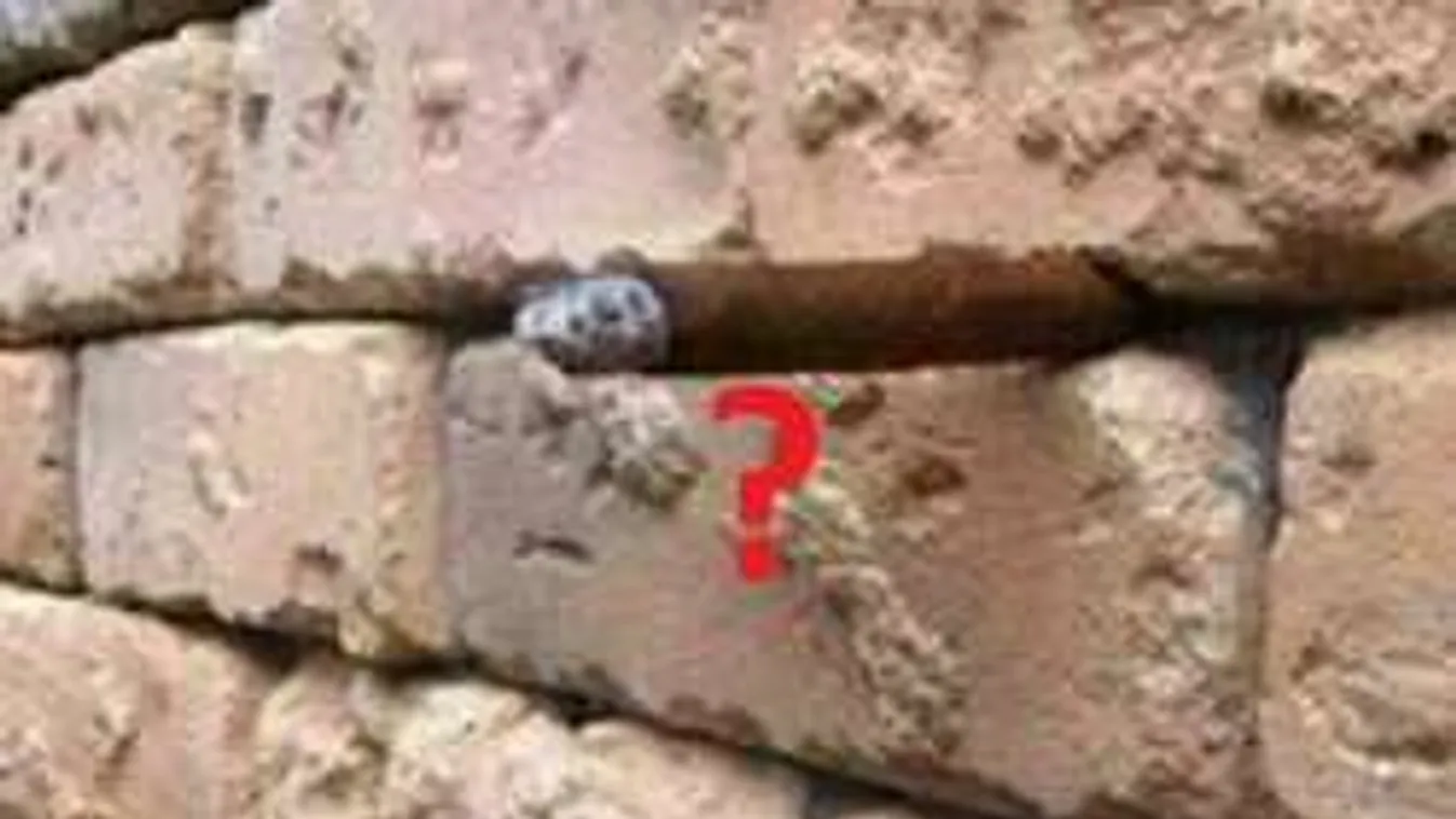 Mit rejtenek a téglák? Ezt találgatja most mindenki a neten!