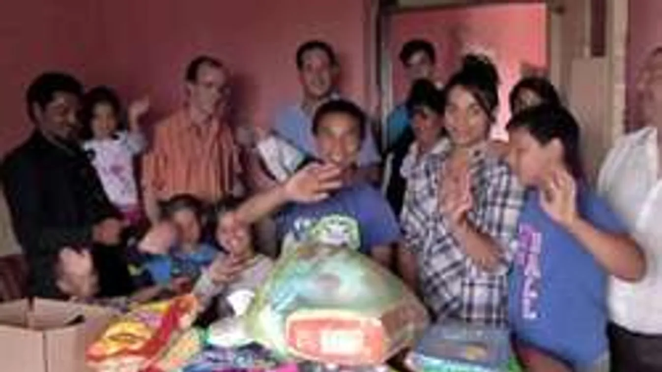 A MikulásGyár segített a 9 gyermekét egyedül nevelő hajdúdorogi apukának