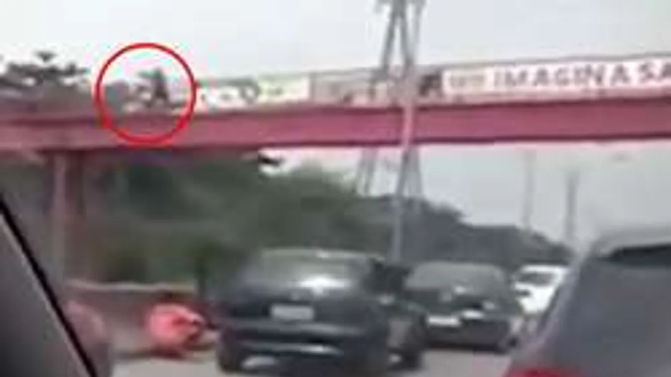 Ezen az életveszélyes hídon kell átkelni a riói olimpikonoknak -Videó