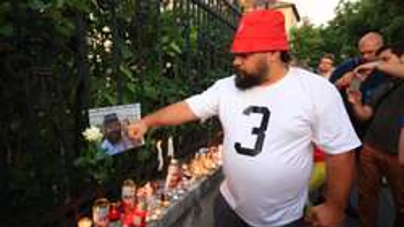 Bud Spencer hasonmása is megjelent a budapesti megemlékezésen