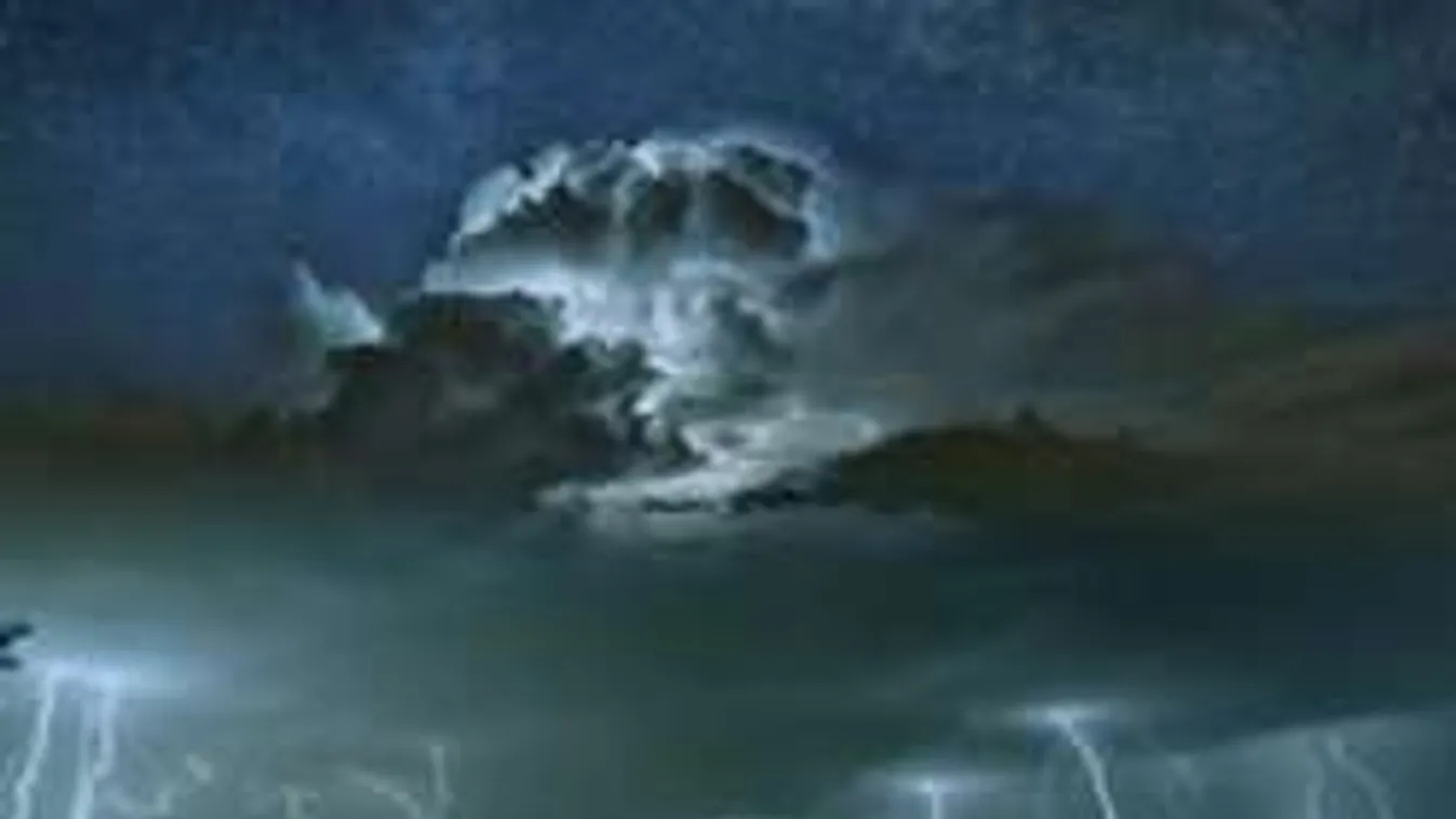 Ijesztő prognózis: Brutális jégeső sújt le hazánkra!