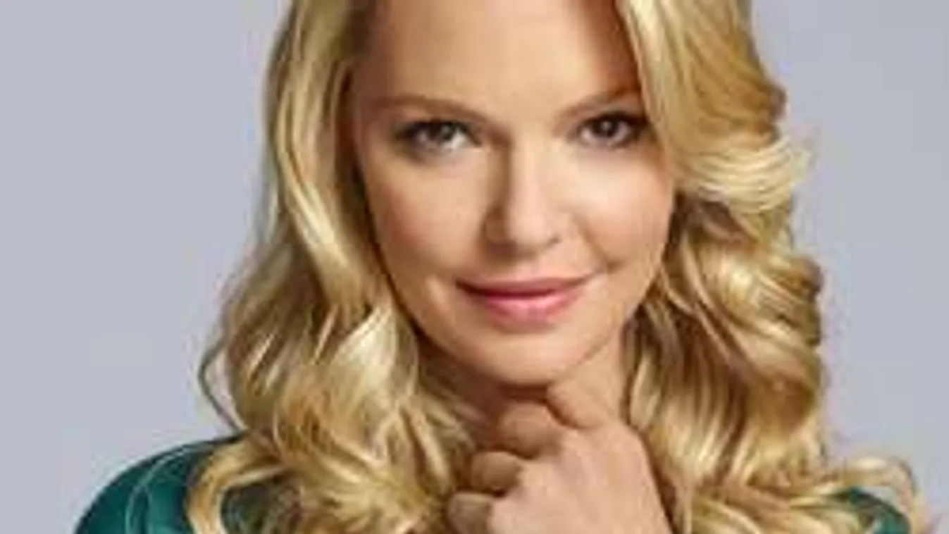 Azt hitte meddő, most mégis terhes a világsztár