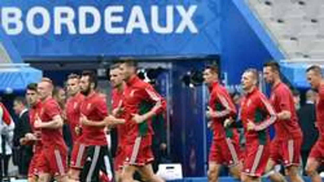 Fütyülnek a sikerre, még mindig a válogatottat támadják a károgók