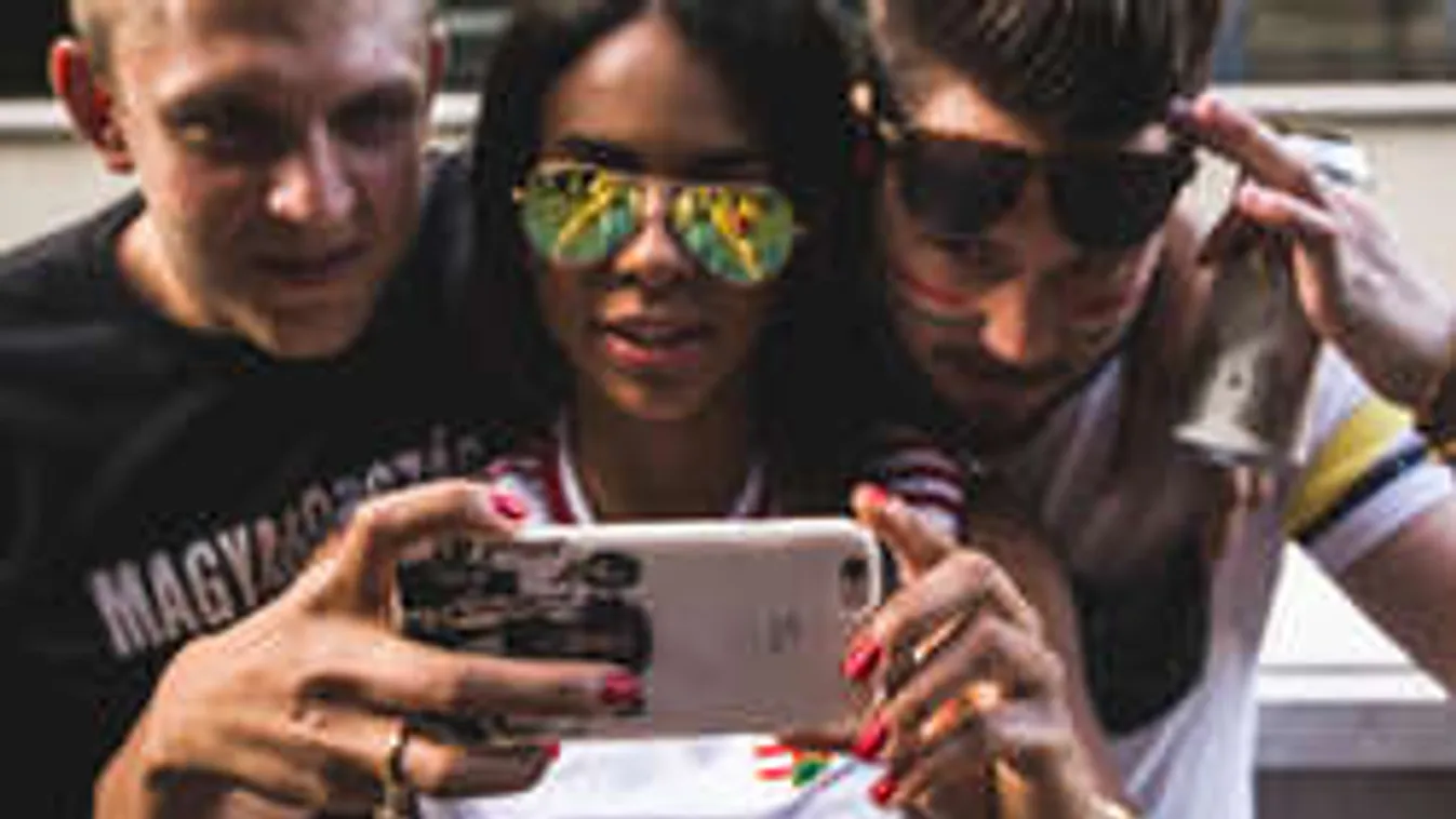 Exkluzív videók, így utaztak a szurkolók a nagy meccsre