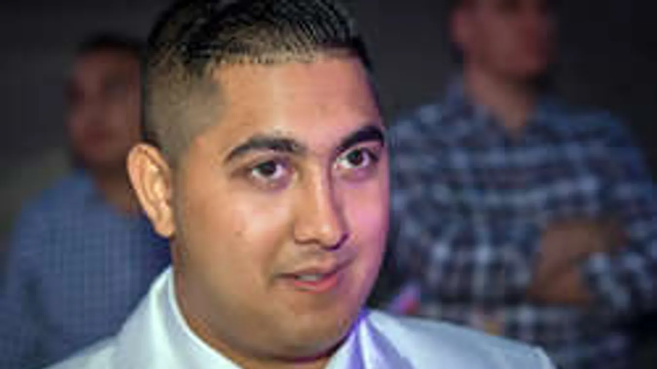 Sosem találod ki, mivel múlatta az időt Kis Grófo a Petőfi díjátadón