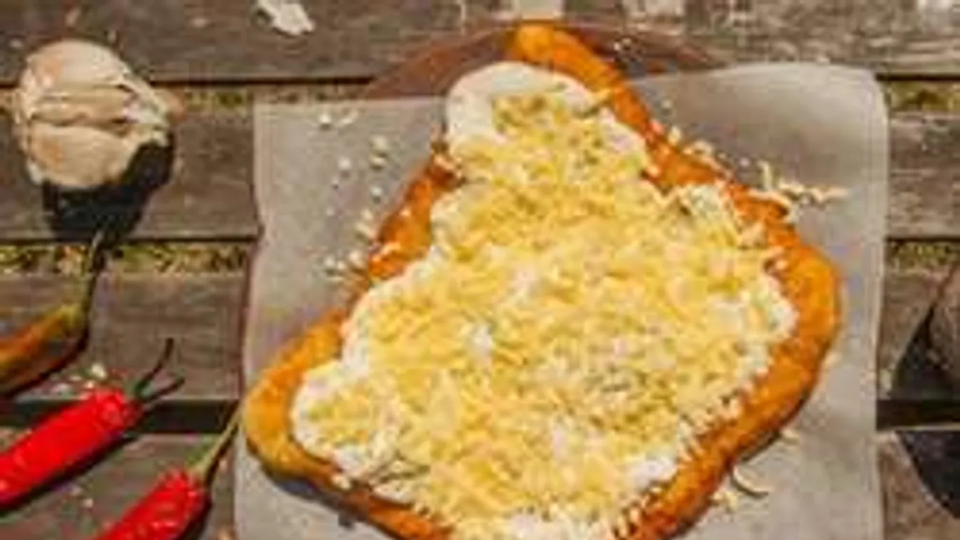 Parádés megoldás: így lesz diétás a lángos