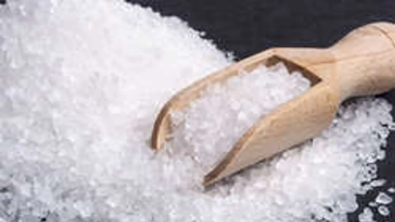 Most végre kiderül az igazság: Ezért tegyél sót a mosógépbe!