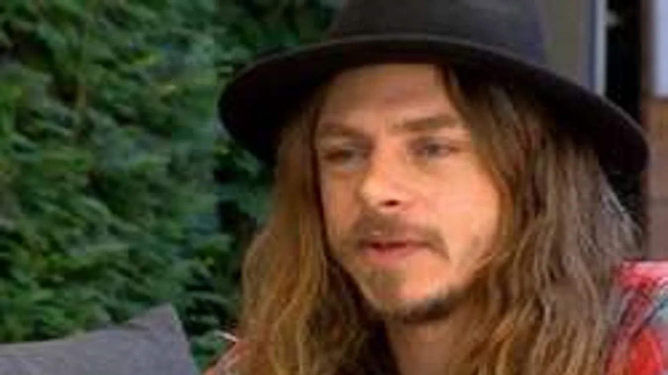 Eldöntötte: Új párjával vállal gyermeket a meleg magyar tévés