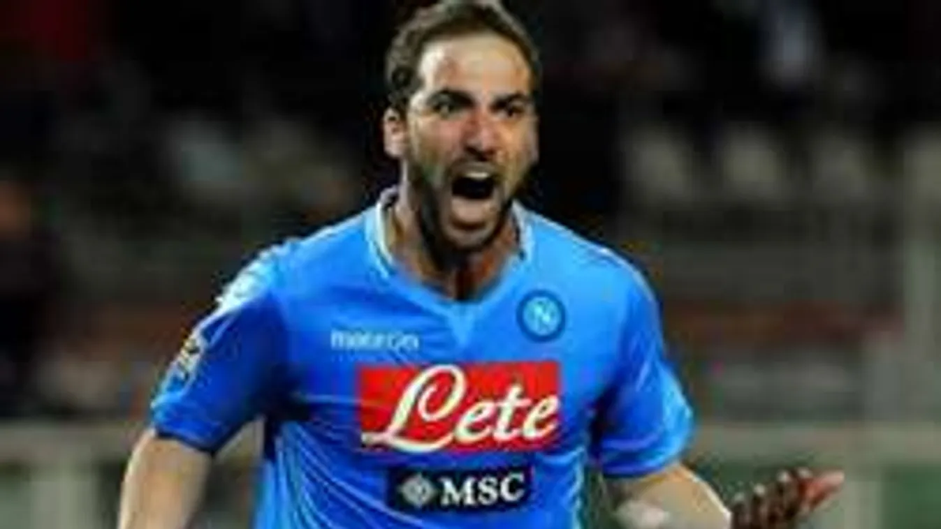 Átkozza a fél világ az aranyáron elkelt csatárt