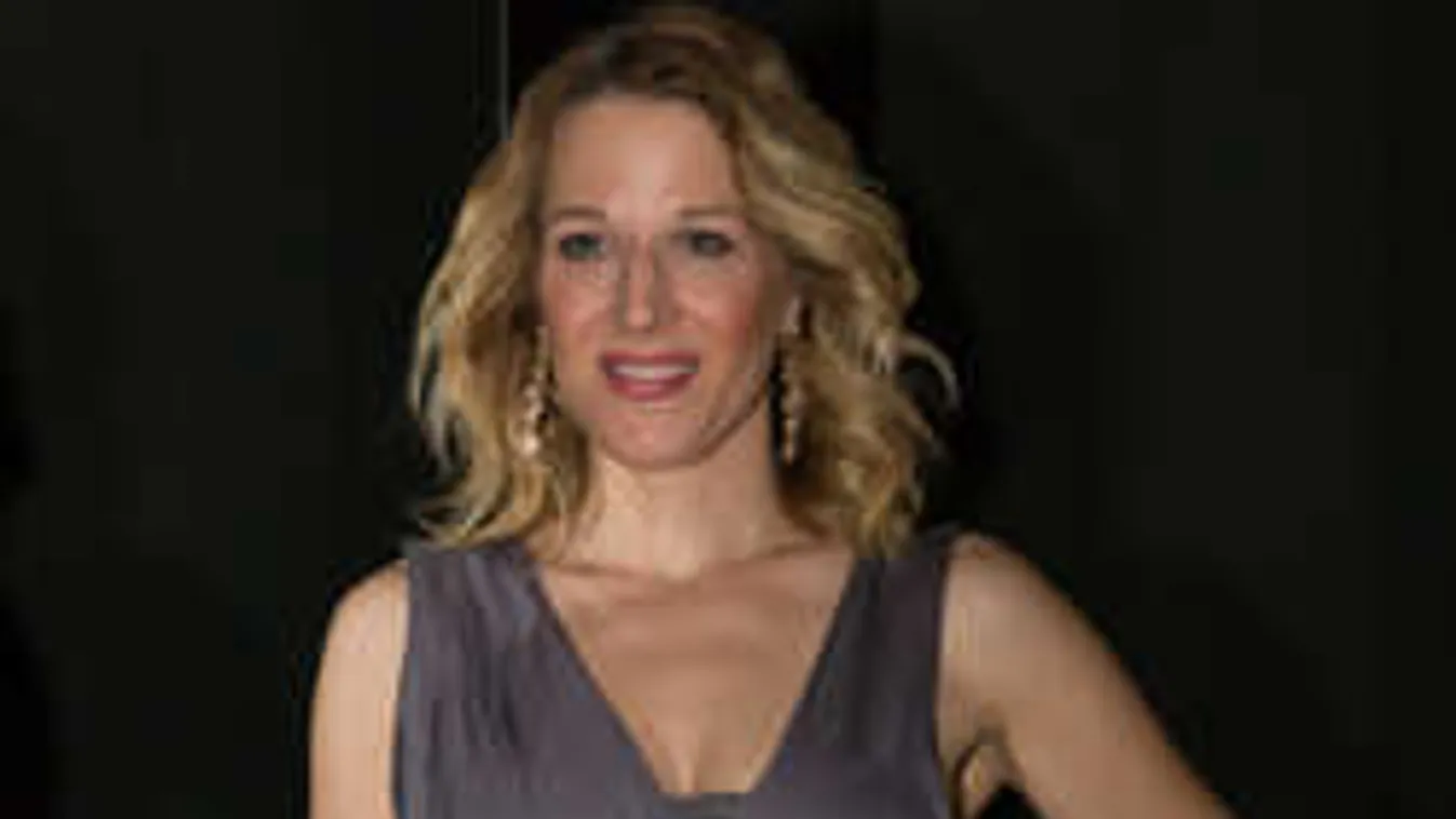 Fellépés közben szenvedett fájdalmas balesetet Wolf Kati!