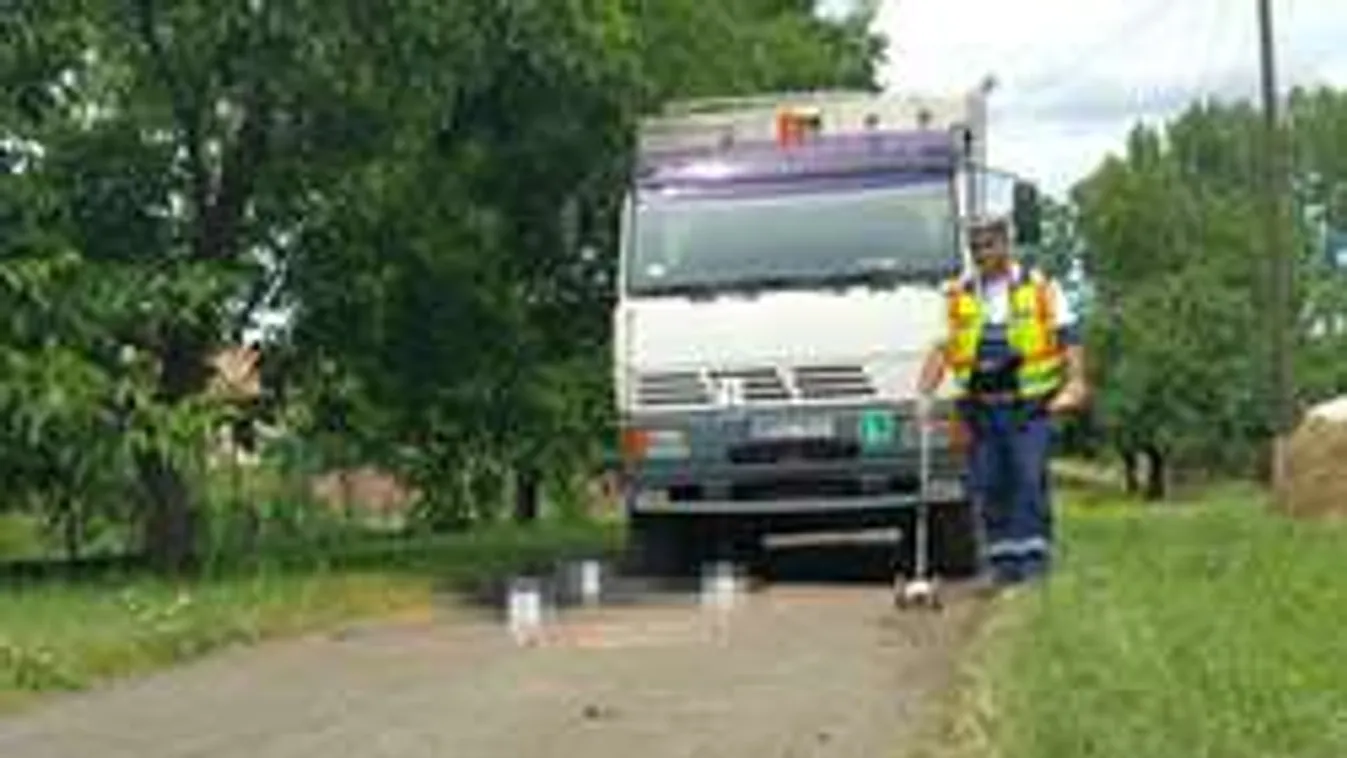 Borzalom: Kukásautó gázolta halálra a hevesi férfit! - Fotók