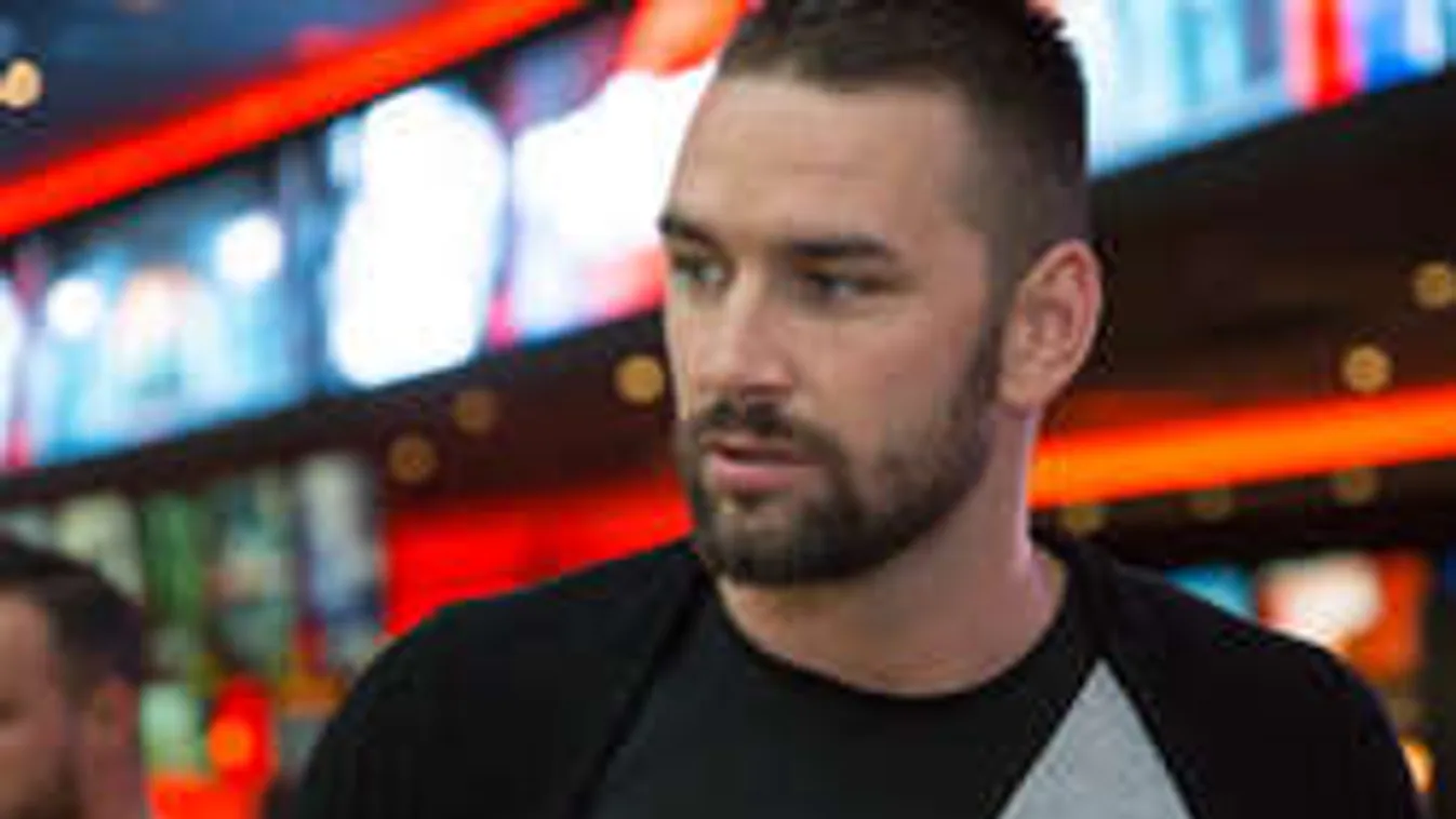 Nyaralás közben akarták megverni a TV2 sztárját