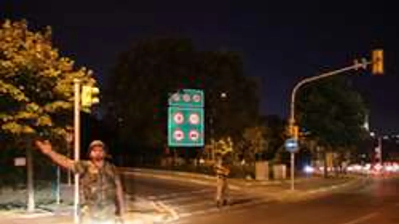 Puccskísérlet zajlik Törökországban