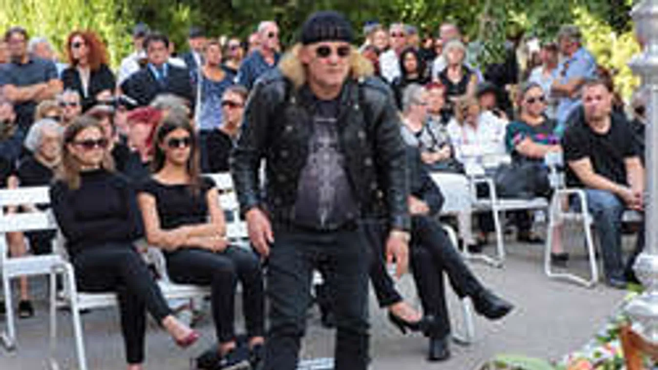 Hatalmas tömeg gyűlt össze Somló Tamás temetésén - Fotók