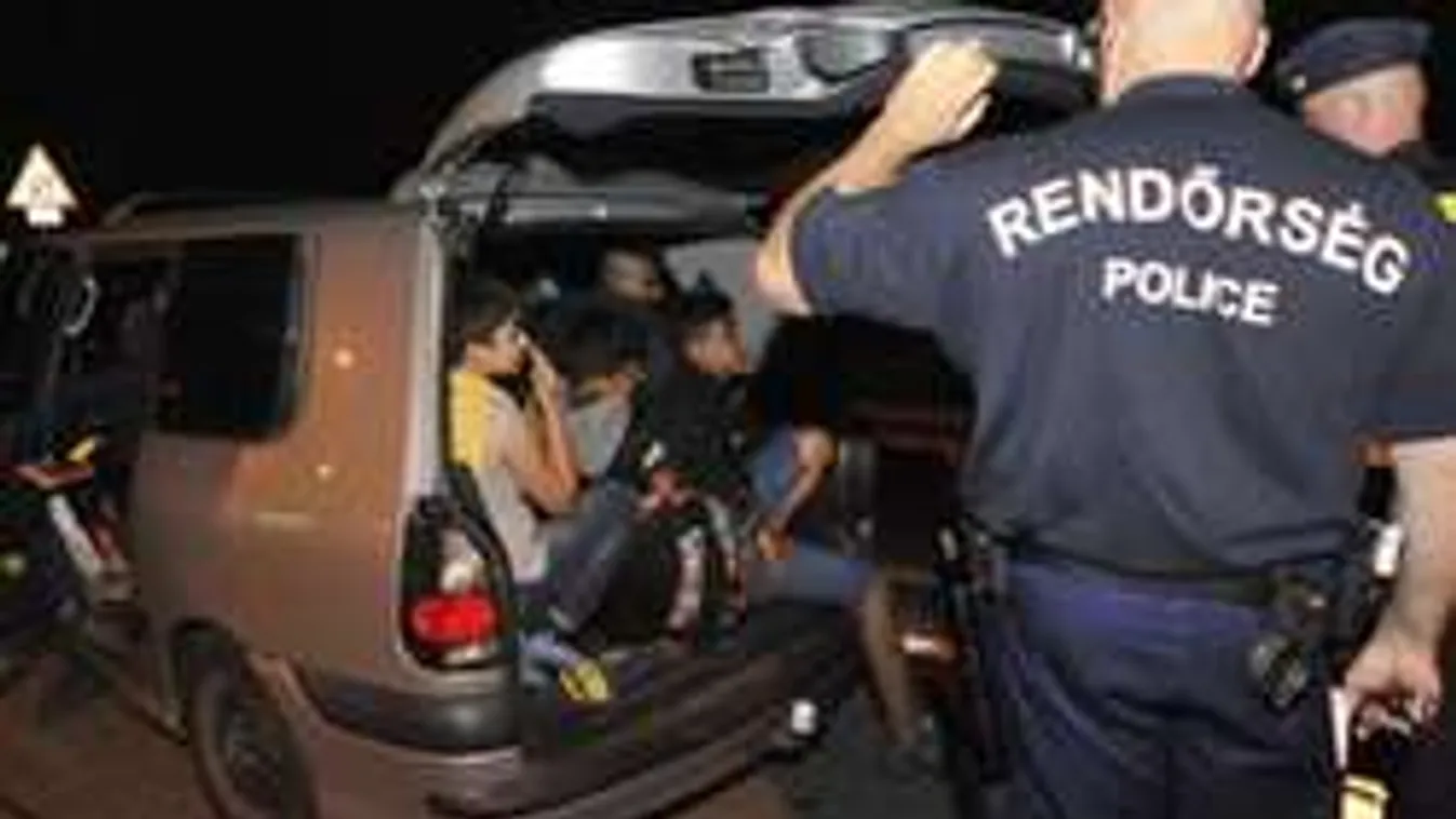 Makacs migránsok miatt bűnhődik a peches embercsempész!