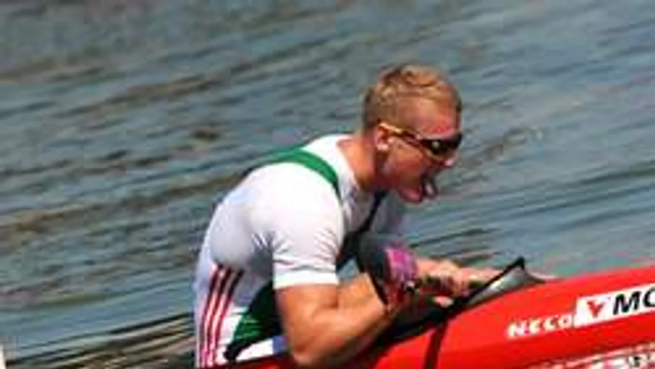 Olimpia helyett röhög a világra a két eltiltott kajakosunk - Fotó