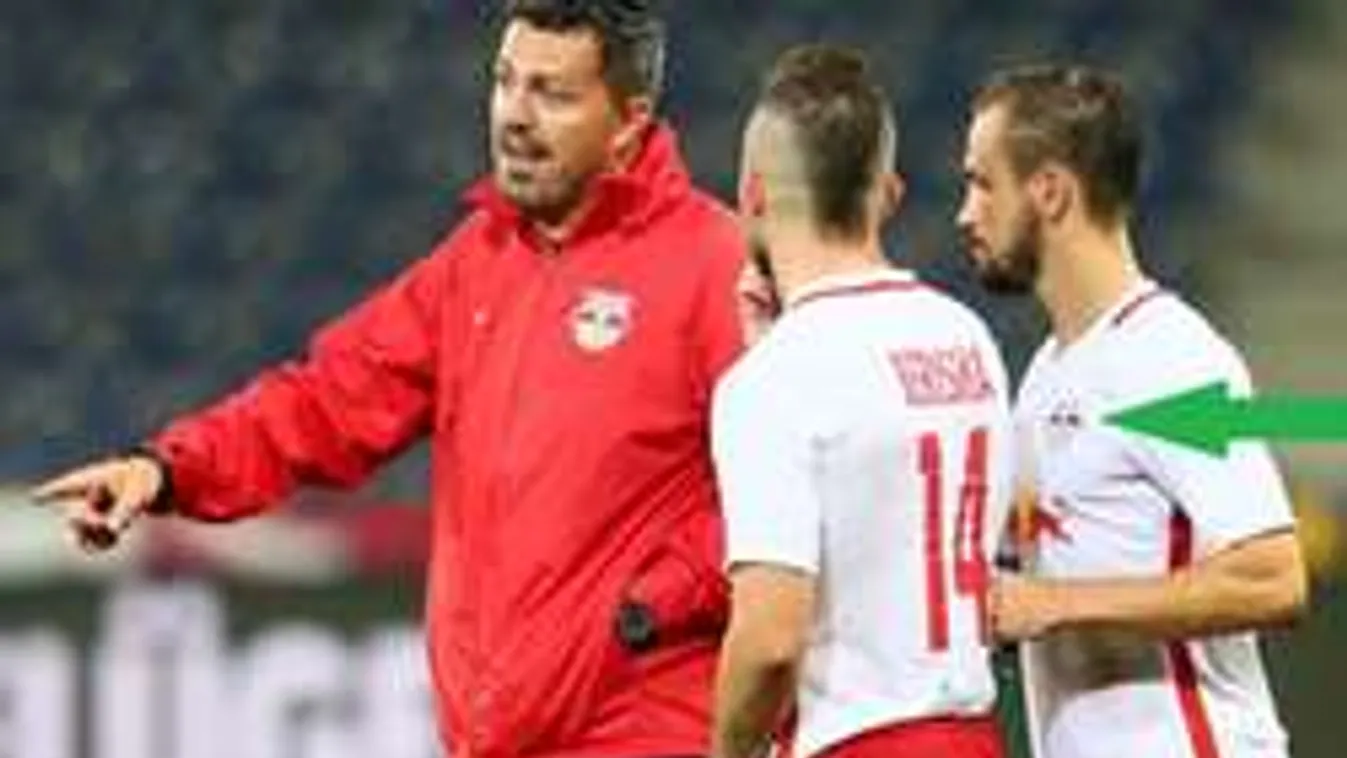 Kínos öltözékben játszotta végig a meccset, beszólt neki a bíró