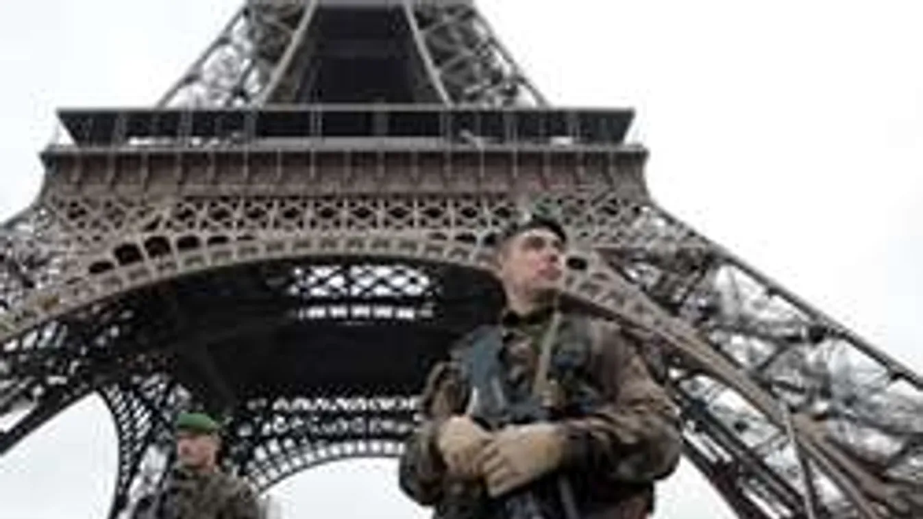 Robbanás az Eb-meccs előtt, a rendőrök akcióban - Videó