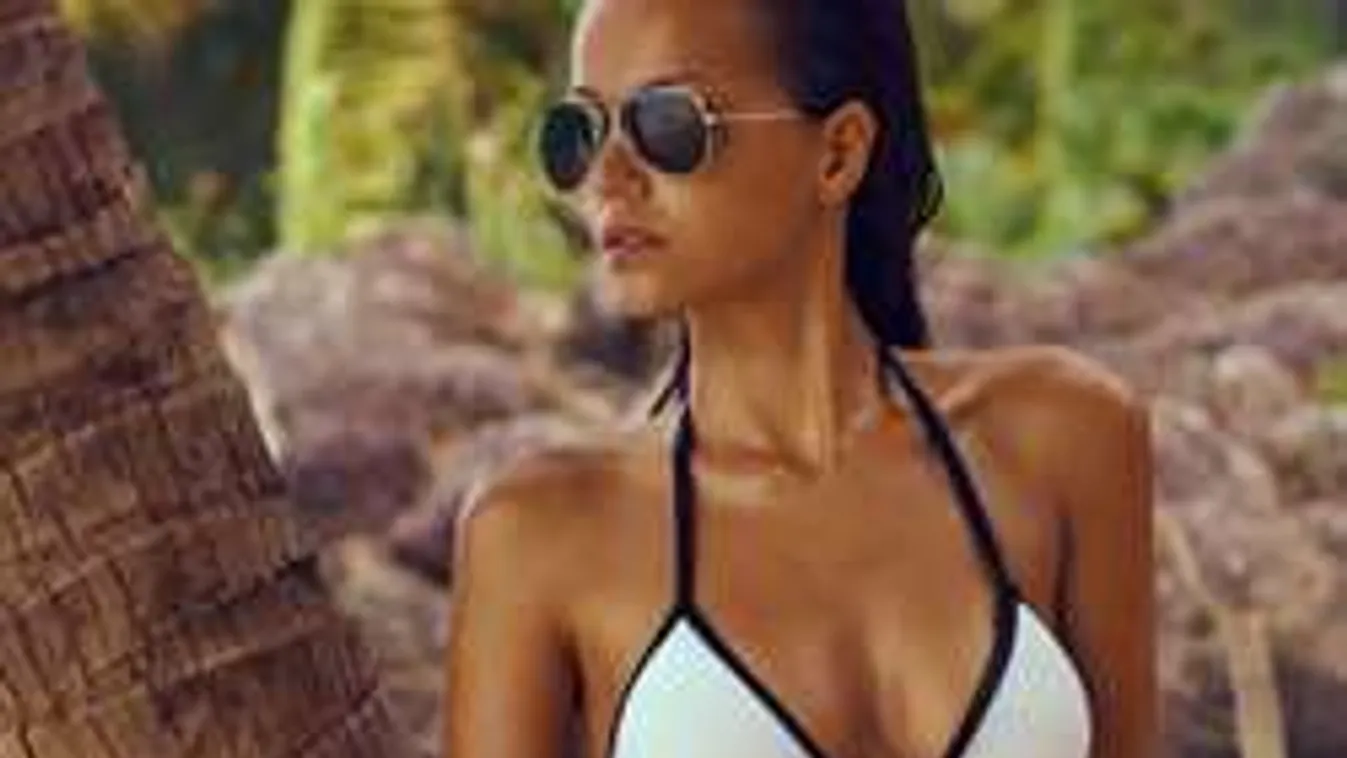 Kasza Tibi barátnője megmutatta idomait!