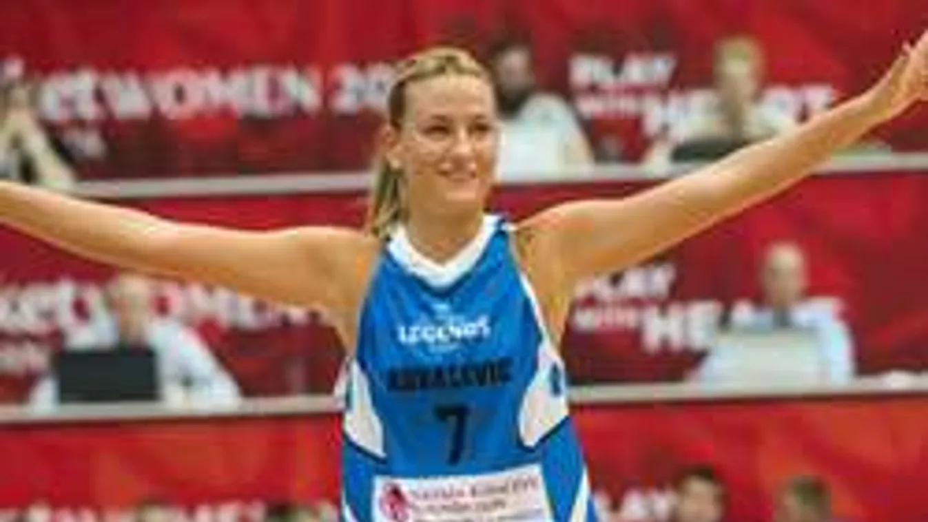 Így napozik a buszbaleset amputált lábú túlélője - Fotó