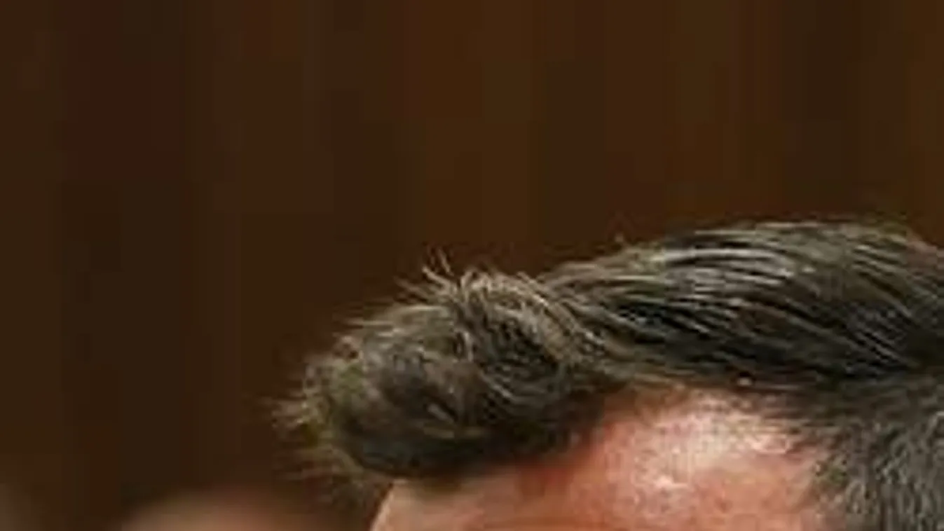 Rejtélyes sérülés: végzetes tettre szánta el magát Pistorius?