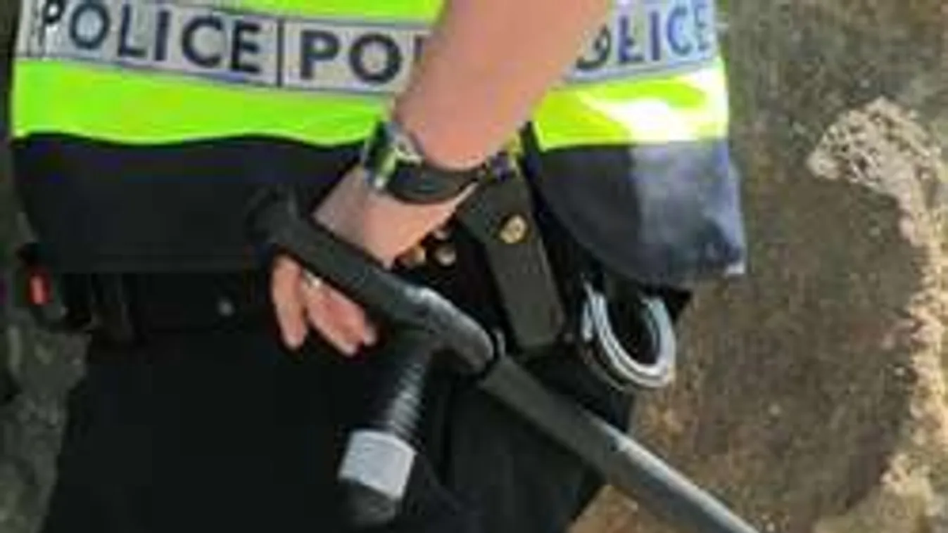 Betörő fojtogatta a 70 éves nénit - Kinyílt a nyugdíjas pofonládája!