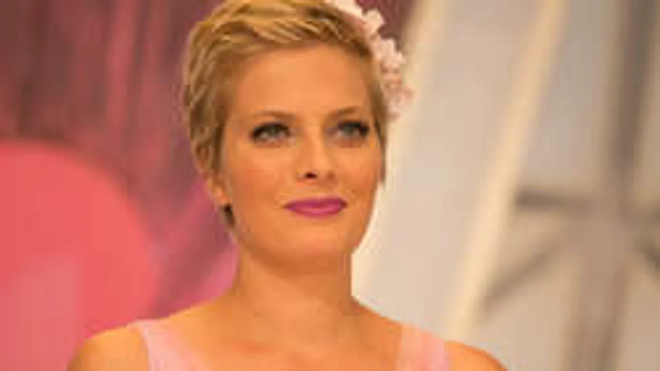 Kiderült: Erre a szépségre cserélték le Tatár Csillát!