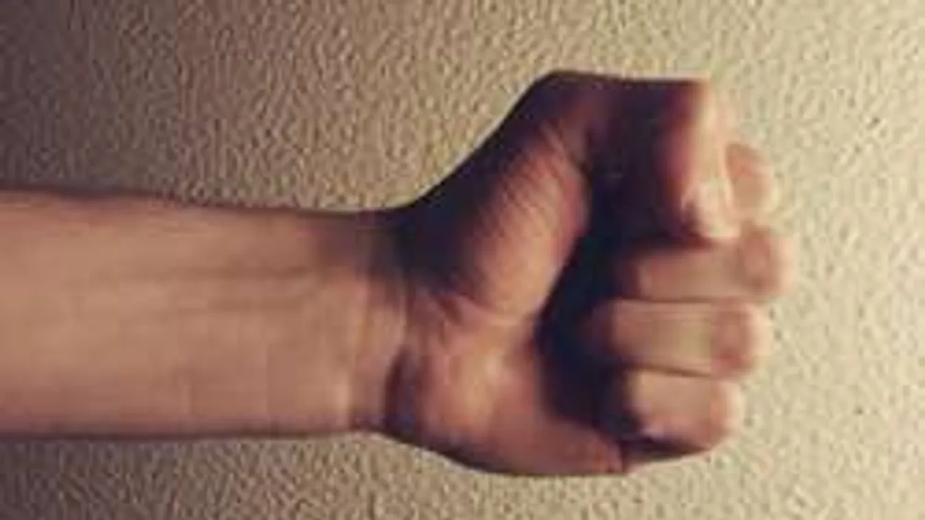 Ilyen kocsmai balhéról még soha nem hallottál!